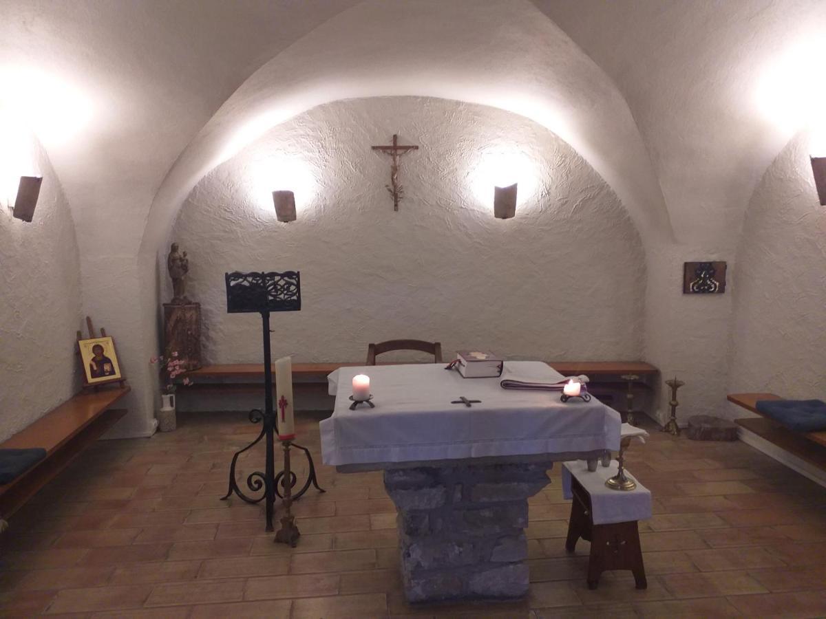 Prieure De Grignan Otel Dış mekan fotoğraf