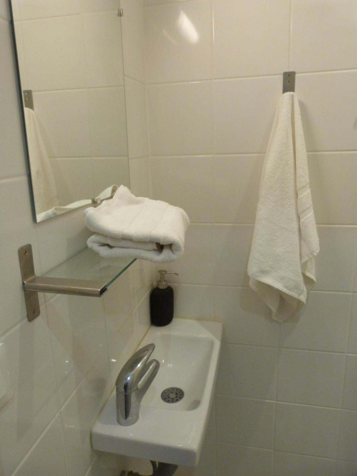 Prieure De Grignan Otel Oda fotoğraf